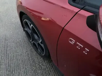 Photo 10 Volkswagen Golf  2.0 TSI 265ch GTI DSG7