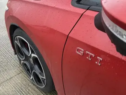 Photo 16 Volkswagen Golf  2.0 TSI 265ch GTI DSG7