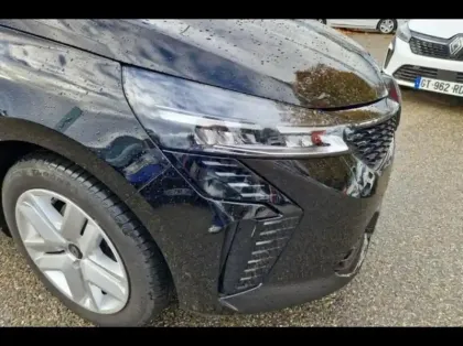 Photo 14 Renault Clio  1.5 dCi 100ch Evolution - 25