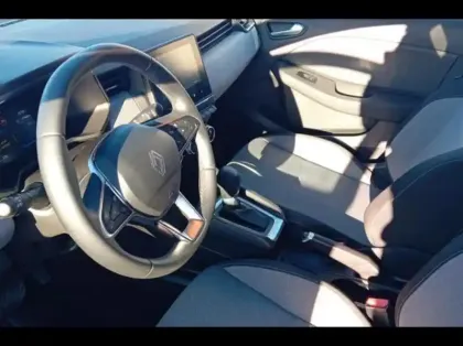 Photo 9 Renault Clio  1.6 E-Tech 145ch full hybrid Evolution - 24