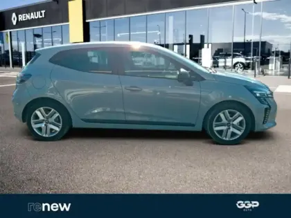 Photo 6 Renault Clio  1.6 E-Tech 145ch full hybrid Evolution - 24