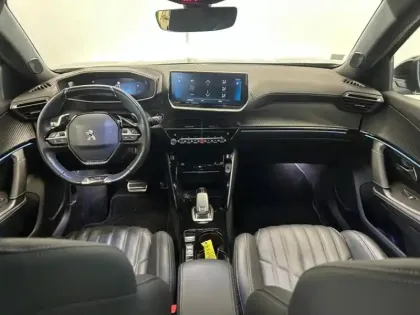 Photo 12 Peugeot 2008  1.2 PureTech 155ch S&S GT EAT8