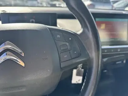 Photo 12 Citroën C4  Cactus PureTech 110ch S&S Shine E6.d 6cv