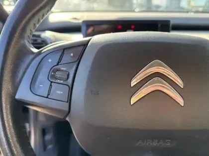 Photo 26 Citroën C4  Cactus PureTech 110ch S&S Shine E6.d 6cv