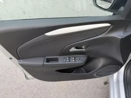 Photo 6 Opel Corsa  1.2 Turbo Hybrid 145ch GS e-DCT6