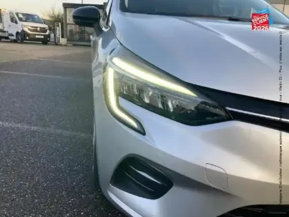 Photo 12 Renault Clio  1.5 Blue dCi 100ch Evolution