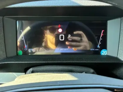 Photo 28 Peugeot Expert  Fg M 2.0 BlueHDi 180ch S&S EAT8