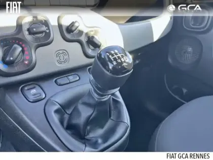 Photo 8 Fiat Panda  1.0 70ch BSG S&S City Cross Euro6D