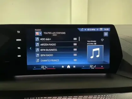 Photo 11 BMW Serie 1 Série 1 120A 170ch M Sport DKG7