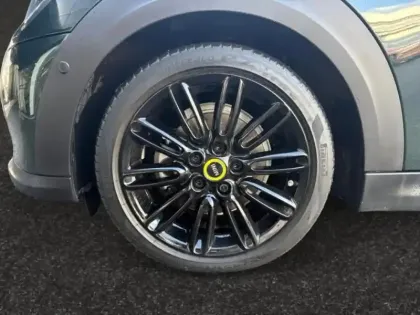 Photo 13 Mini Mini  Cooper SE 184ch Edition Resolute Essential BVA