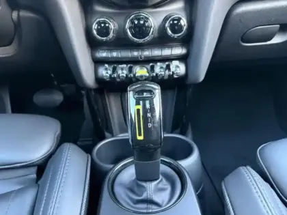 Photo 10 Mini Mini  Cooper SE 184ch Edition Resolute Essential BVA