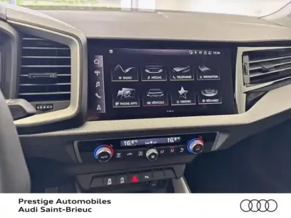 Photo 9 Audi A1  Sportback 25 TFSI 95ch Design S tronic 7