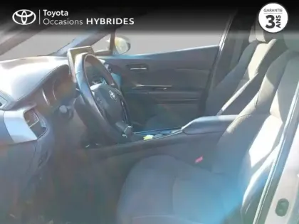 Photo 10 Toyota C-HR  122h Design 2WD E-CVT RC18