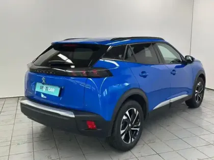 Photo 14 Peugeot 2008  e- 136ch Roadtrip