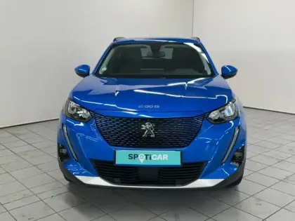 Photo 1 Peugeot 2008  e- 136ch Roadtrip