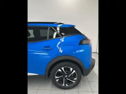 Photo 5 Peugeot 2008  e- 136ch Roadtrip