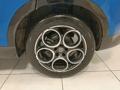 Photo 10 Alfa Romeo Tonale  1.5 Hybrid 160ch Ti TCT