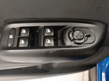 Photo 11 Alfa Romeo Tonale  1.5 Hybrid 160ch Ti TCT