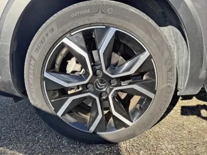 Photo 10 Citroën C4  Moteur électrique 136ch (100 kW) Shine Automatique