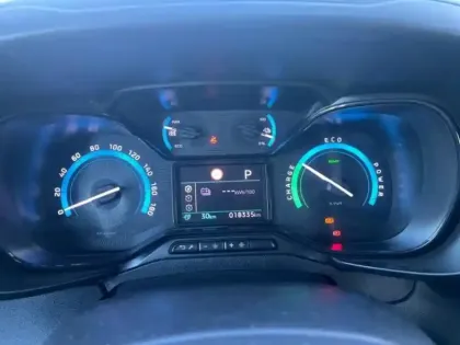 Photo 11 Citroën Berlingo  M Moteur Electrique 136ch (100 kW) PLUS Automatique