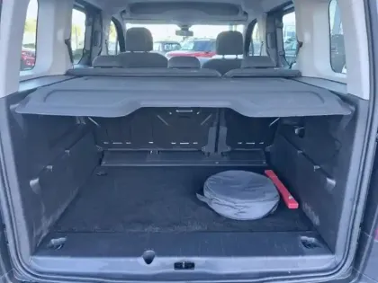 Photo 5 Citroën Berlingo  M Moteur Electrique 136ch (100 kW) PLUS Automatique