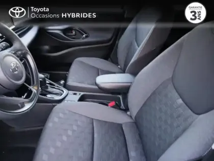 Photo 10 Toyota Yaris  116h Design 5p MY25