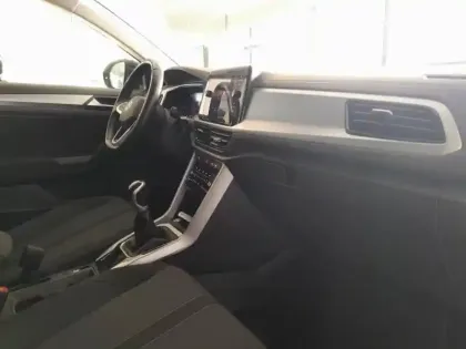 Photo 13 Volkswagen T-roc  1.0 TSI 110ch Life Business