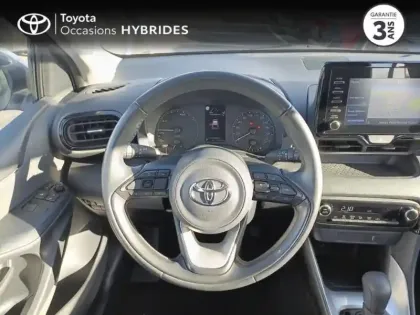 Photo 8 Toyota Yaris  116h France Business 5p