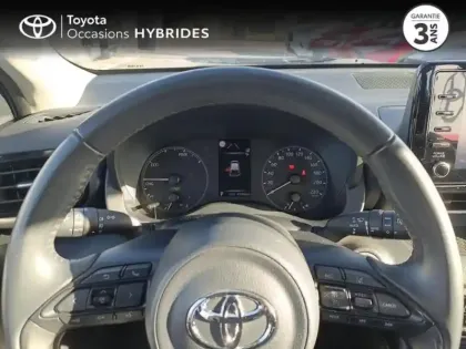 Photo 12 Toyota Yaris  116h France Business 5p