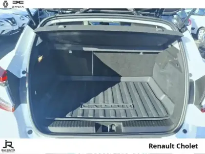 Photo 6 Renault Captur  1.6 E-Tech hybride 145ch Iconic