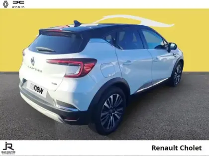 Photo 11 Renault Captur  1.6 E-Tech hybride 145ch Iconic