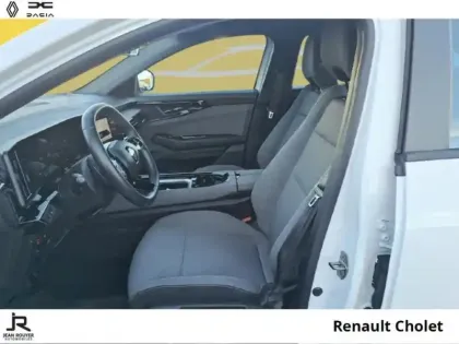 Photo 17 Renault Austral  1.3 TCe mild hybrid 160ch Evolution auto - 23