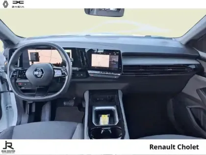 Photo 19 Renault Austral  1.3 TCe mild hybrid 160ch Evolution auto - 23