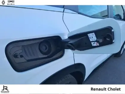 Photo 28 Renault Austral  1.3 TCe mild hybrid 160ch Evolution auto - 23