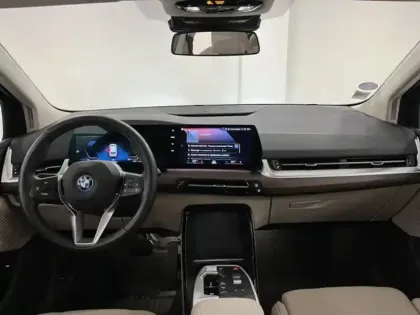 Photo 7 BMW Serie 2 Série 2 ActiveTourer 225e 245ch xDrive Luxury DKG7