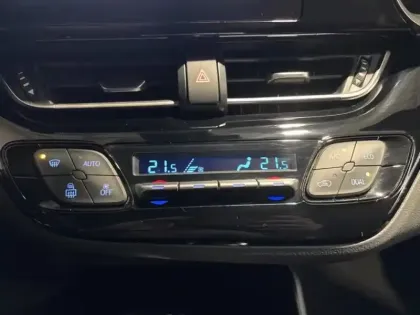 Photo 11 Toyota C-HR  122h Edition 2WD E-CVT MY22