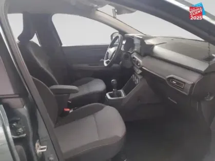 Photo 4 Dacia Sandero  1.0 ECO-G 100ch Stepway Extreme + -24 Camera