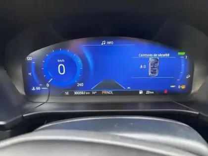 Photo 10 Ford Kuga  2.5 Duratec 190ch FHEV E85 ST-Line BVA