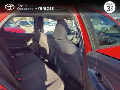 Photo 6 Toyota Yaris  116h Design 5p MC24