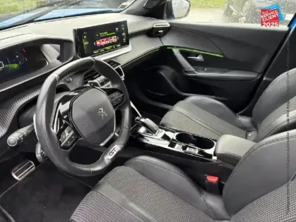 Photo 14 Peugeot 2008  1.2 PureTech 130ch S&S GT EAT8