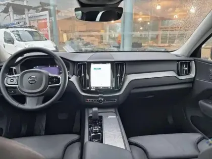 Photo 22 Volvo Xc60  T6 Hybride Rechargeable 253 + 145ch Plus Style Chrome Geartronic 8 AWD