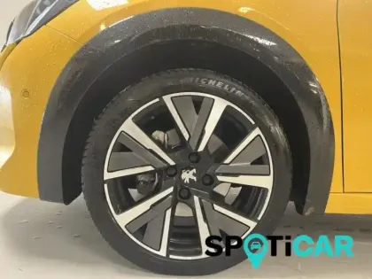 Photo 11 Peugeot 208  1.2 PureTech 100ch S&S GT 118g