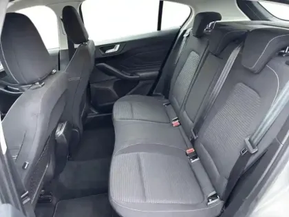 Photo 7 Ford Focus  1.0 EcoBoost 125ch Titanium