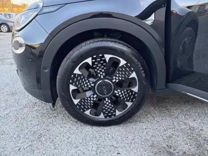 Photo 11 Fiat 600  1.2 Hybrid 136ch La Prima DCT6