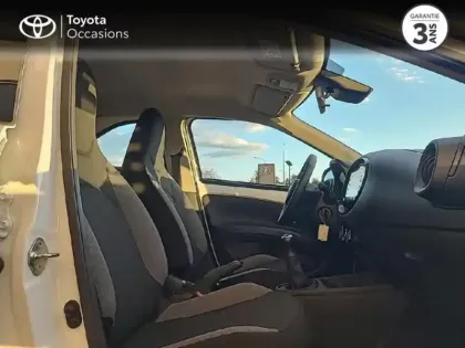 Photo 5 Toyota Aygo  X 1.0 VVT-i 72ch Dynamic