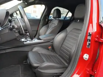 Photo 8 Alfa Romeo Giulia  2.2 Diesel 210ch Veloce Q4 AT8