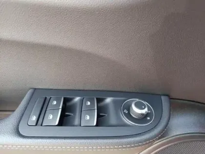 Photo 11 Alfa Romeo Giulia  2.2 Diesel 210ch Veloce Q4 AT8