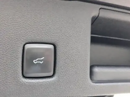 Photo 11 Ford Kuga  2.5 Duratec 190ch FHEV E85 ST-Line BVA