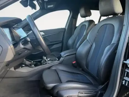 Photo 8 BMW Serie 1 Série 1 118dA 150ch M Sport 8cv