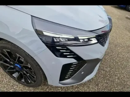 Photo 14 Renault Clio  1.6 E-Tech 145ch full hybrid esprit Alpine - 24